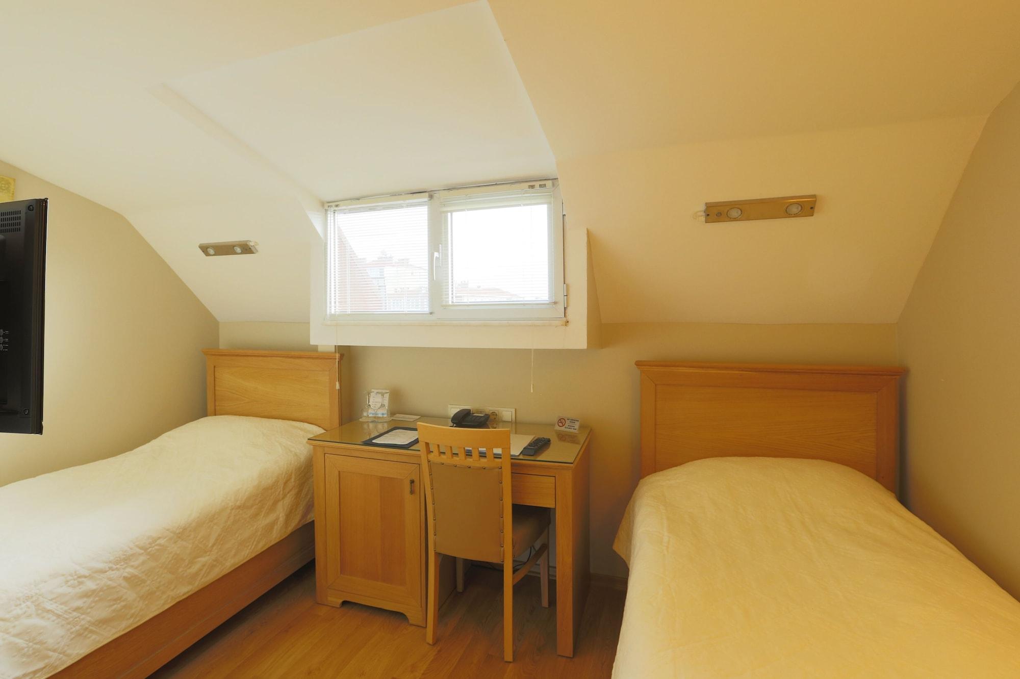 Hotel Expocity Istanbul Bagian luar foto