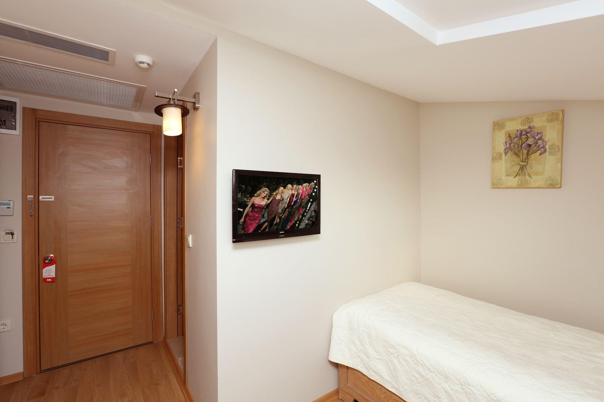 Hotel Expocity Istanbul Bagian luar foto